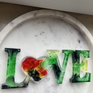 Handgemachter Love-Aufsteller| Dekoration| rot,schwarz,gelb+schwarz