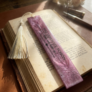 Handgemachtes Lesezeichen| metallic Lila mit Sticker Spruch| aus Epoxidharz